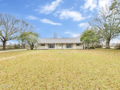 402 Moulin Rd, Broussard, LA, 70518