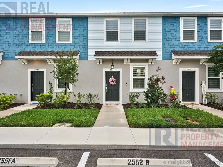 8937 Daybreak St — Photo 2