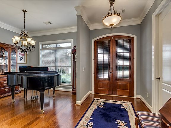4th image of 4320 Draper Dr