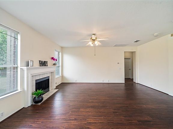 4th image of 11011 Hunting Path Ct