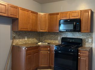 417 15th Ave #2, Newark, NJ 07103