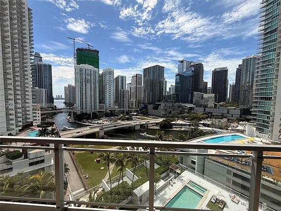 2nd image of 90 SW 3rd St APT 1801