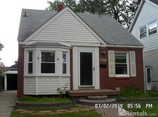 24843 Landau St, Center Line, MI 48015