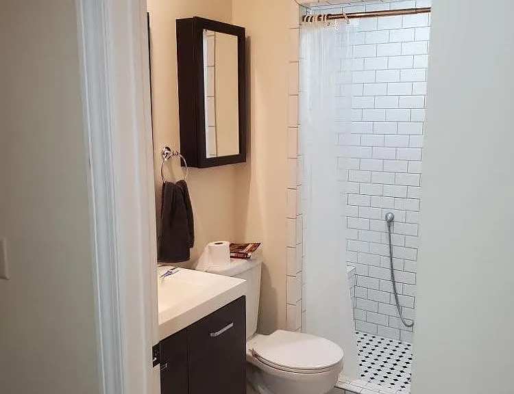 2414 Lyndale Ave S — Photo 8