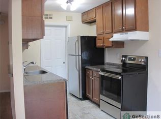 34 Ridgelawn Rd, Reisterstown, MD 21136