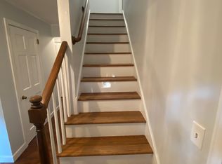 34 Browns Ln, Old Lyme, CT 06371