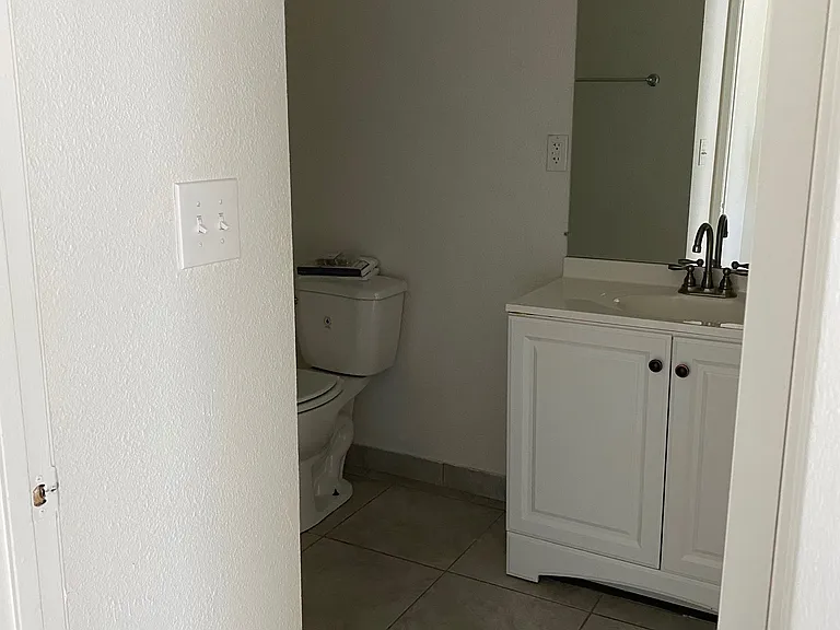 10875 White St #1 — Photo 11