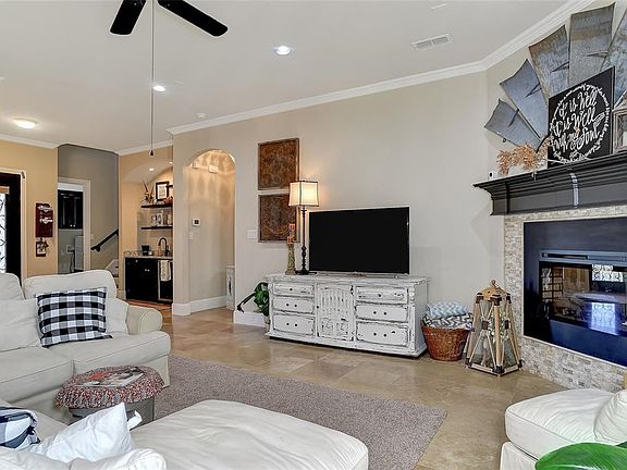 5th image of 1611 Moreland Dr