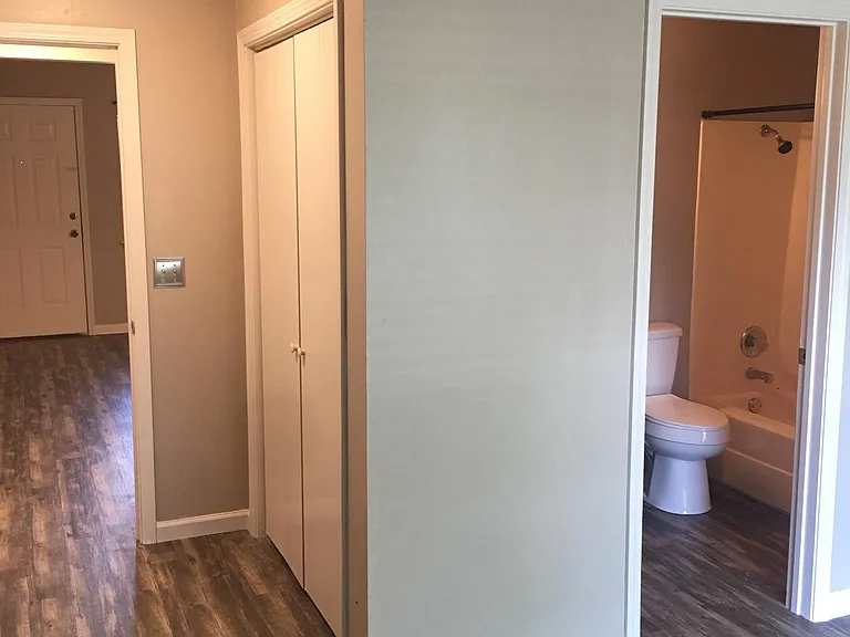 2108 N Garland Ave #2 — Photo 4
