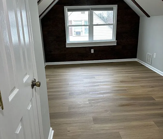 808 Templecliff Rd — Photo 10
