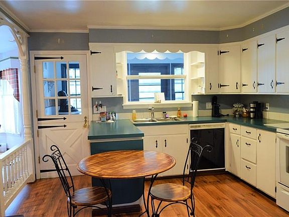 4th image of 318 Beachley St