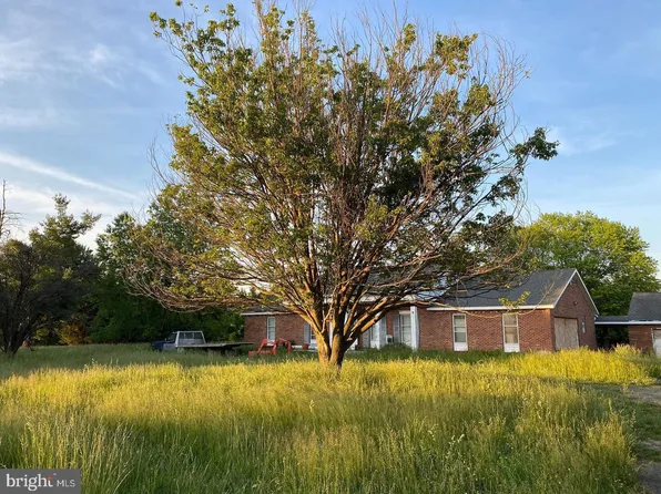 38935 John Wolford Rd, Waterford, VA 20197