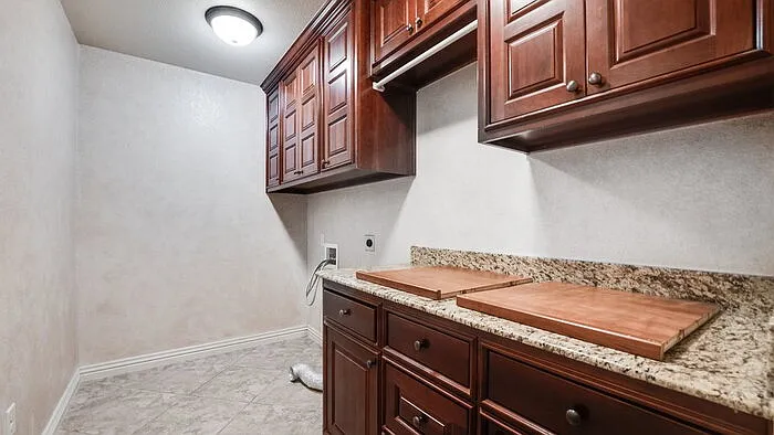 2606 Glenn Ridge Rd — Photo 13