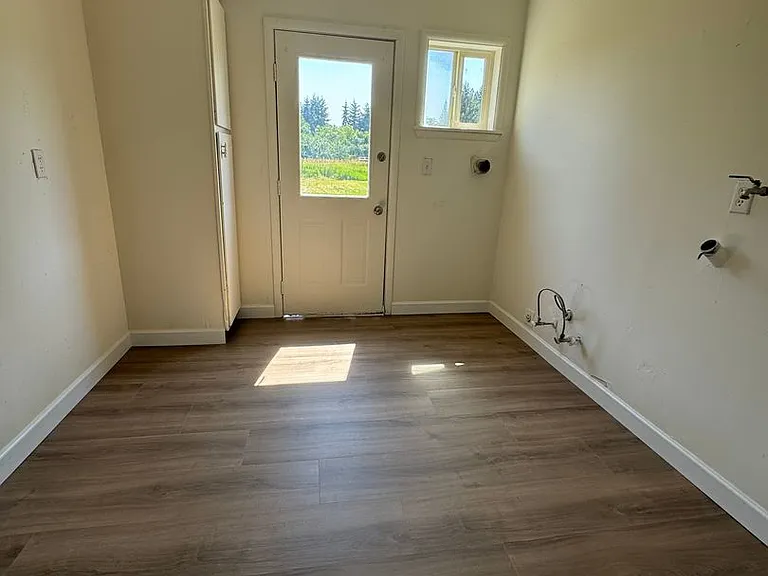 3535 Ocean Beach Hwy — Photo 10