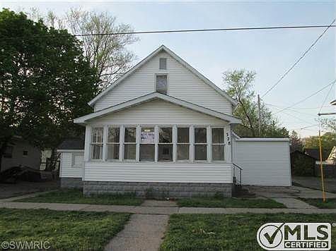 1st image of 328 E Larch Ave