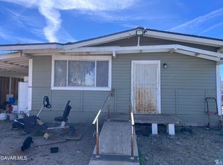 36633 117th St E, Sun Village, CA 93543