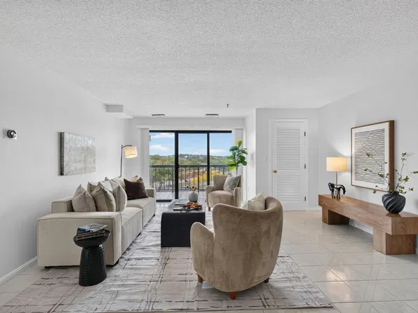 3920 Mystic Valley Pkwy APT 522, Medford, MA 02155