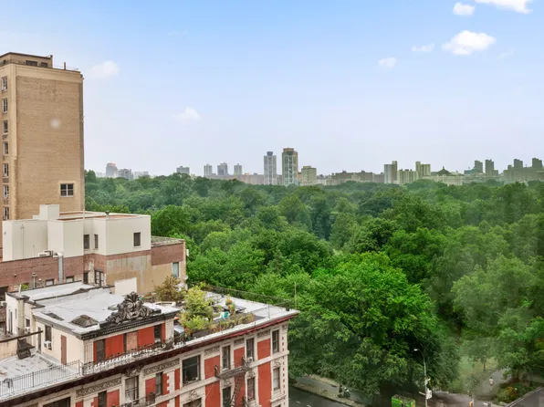 400 Central Park West image 1 of 8