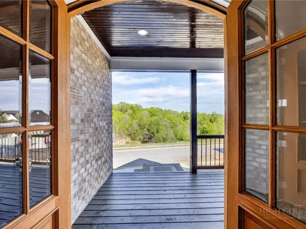 409 Huntington Woods Drive, Lenoir, NC 28645