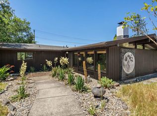 2522 Monroe St, Eugene, OR 97405