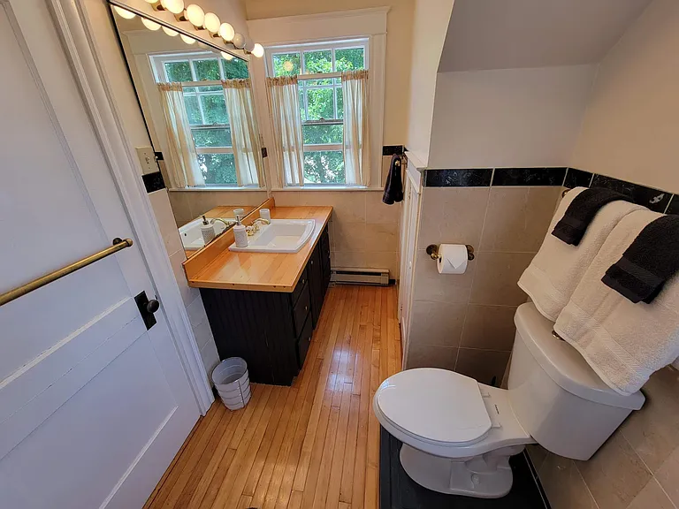 10 Phillips Rd — Photo 32
