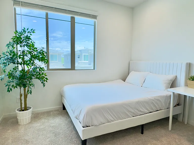 3109 E Louise Dr — Photo 15