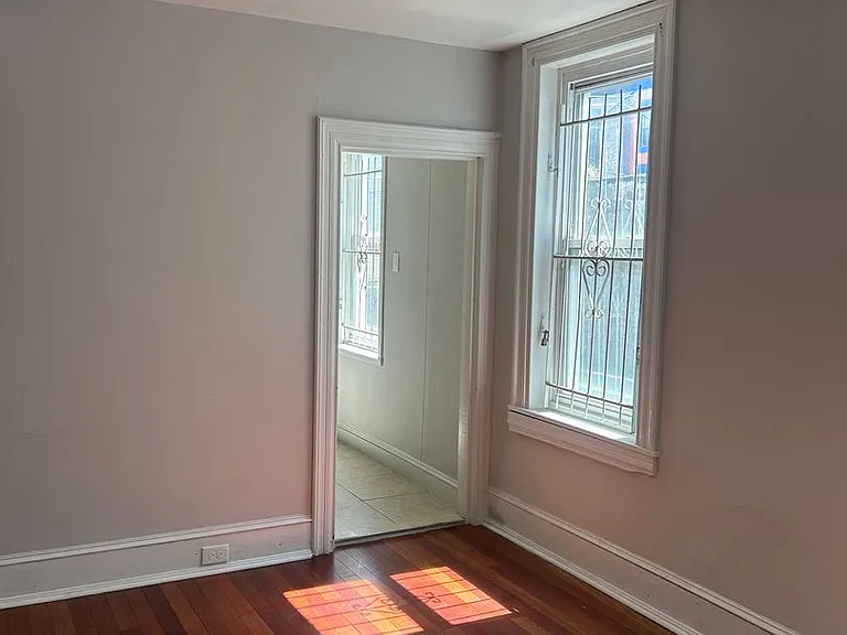 2405 N 17th St — Photo 18