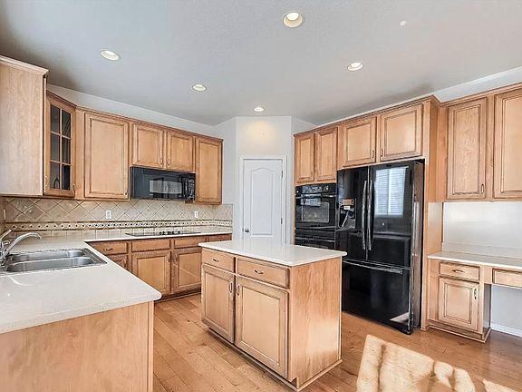 Kitchen 2