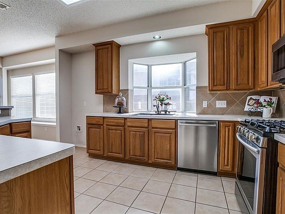 5th image of 1416 Sunshine Dr