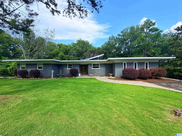 215 Mary Ln, Anniston, AL 36207