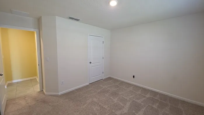 70 Oakleaf Way — Photo 13