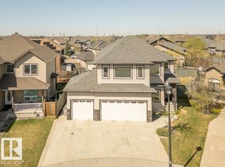 5512 Etoile Ct, Beaumont, AB T4X0E2
