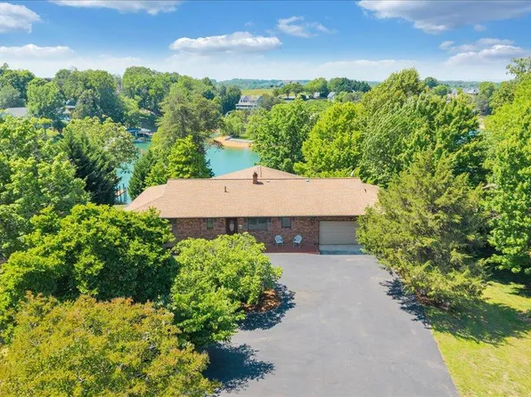159 Windmere Trl, Moneta, VA 24121