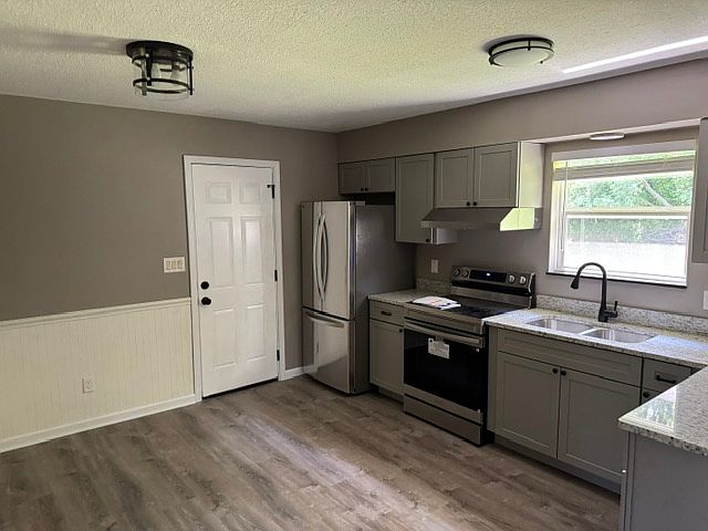 1st image of 1187 Inglewood Ave #1187