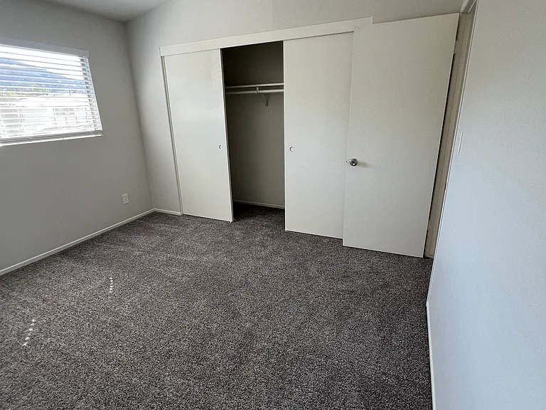 1021 E Cypress Ave — Photo 21