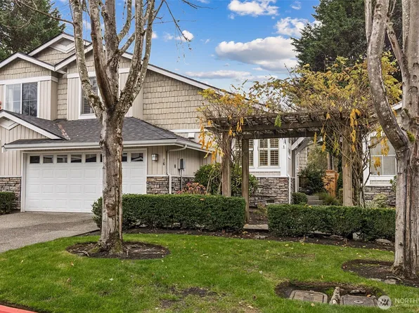 120 Newport Way NW #16, Issaquah, WA 98027