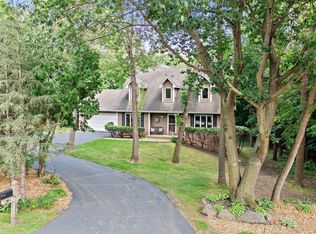 900 N Brown Rd, Long Lake, MN 55356