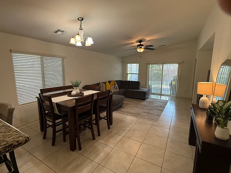 2233 E Stacey Rd — Photo 6