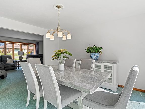 5th image of 112 Wishart Dr