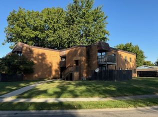2333 Cherry Hills Dr #A1, Springfield, IL 62704