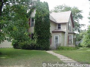 222 1st St N, Kenyon, MN 55946