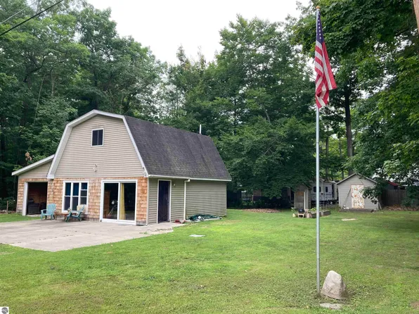 2345 Arbor Rd, Lupton, MI 48635