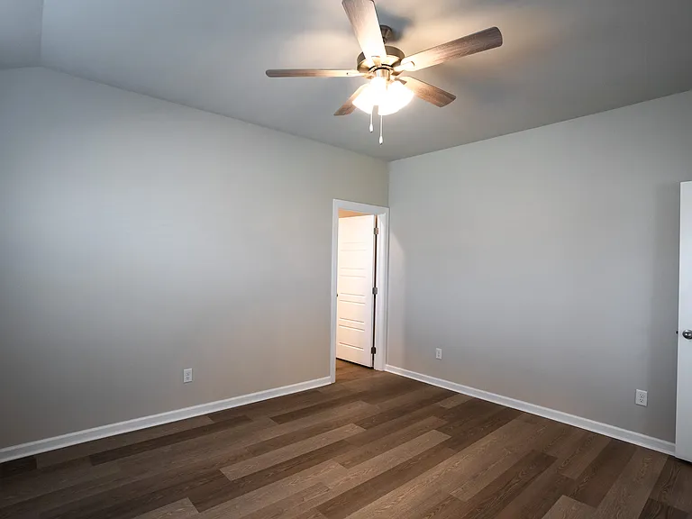 10513 SW 41st St — Photo 8