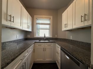 17 Evergreen St UNIT 1, Providence, RI 02906