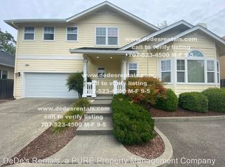 2230 Summerfield Rd, Santa Rosa, CA 95405