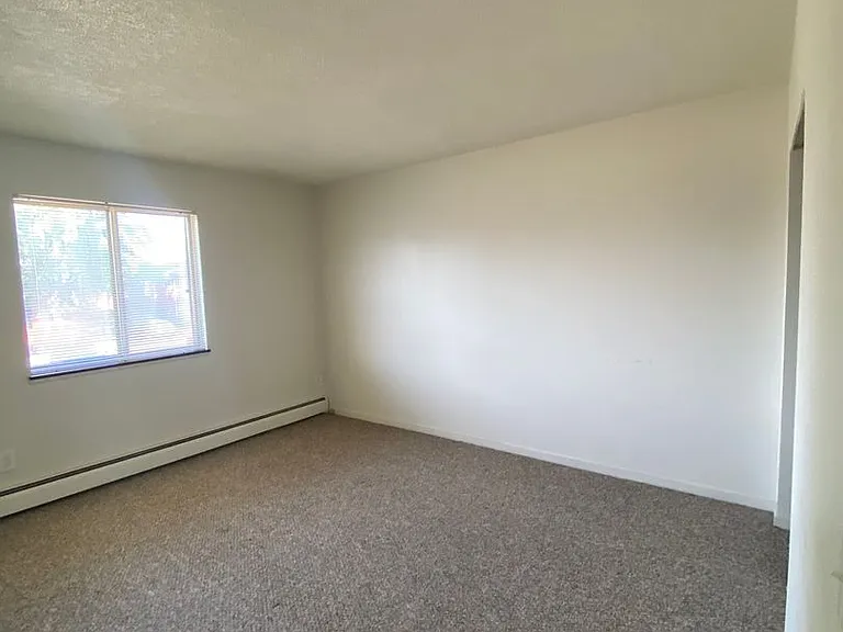 Barbara Manor — Photo 20