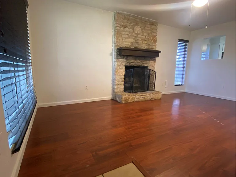 1508 No Mor Cv — Photo 5