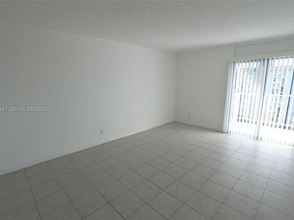 5th image of 4550 NW 9th St APT 815E