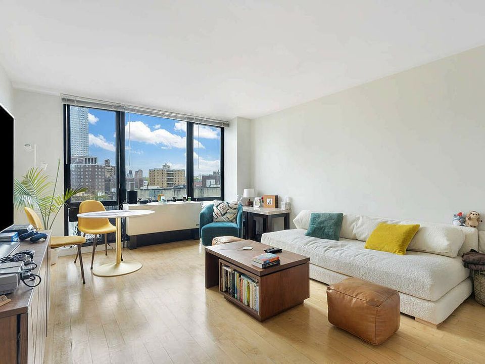 1st image of 1595 Lexington Ave APT 7B