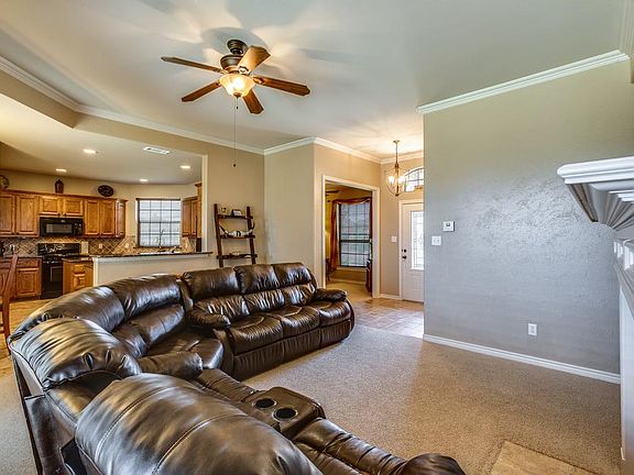 2nd image of 1624 Anthem Dr